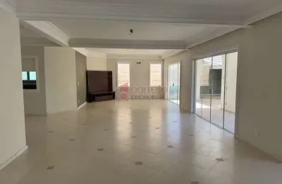 Sobrado à venda no condomínio portal do paraíso ii em jundiaí/sp