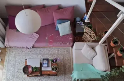 Apartamento duplex mobiliado para locação no condomínio residencial spazio vivere - jundiaí/sp