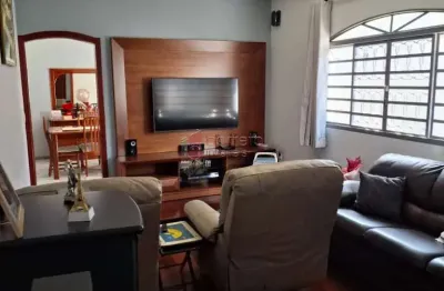 Casa com 5 quartos à venda na Rua João Tonini, --, Vila Galvão, Jundiaí