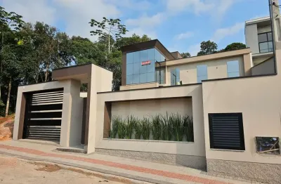 Casa com 5 quartos à venda no Primeiro de Maio, Brusque 