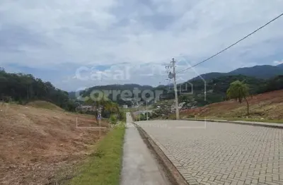 Terreno à venda no Bateas, Brusque 