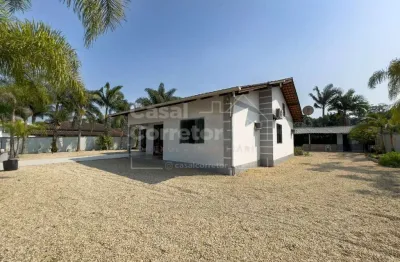 Casa com 3 quartos à venda no Limoeiro, Brusque 