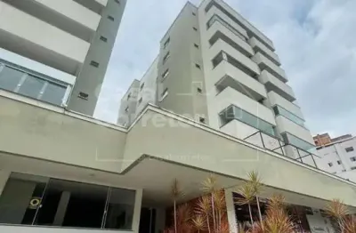 Apartamento com suíte e churrasqueira em ótima localização