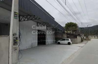 Galpão industrial/comercial para locação com fácil acesso para as principais rodovias