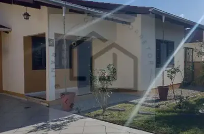 Casa de 254m² com 4 dormitórios sendo uma 1 no loteamento azaleia