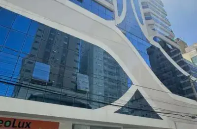 Apartamento com 4 quartos à venda na Rua 220, 348, Meia Praia, Itapema