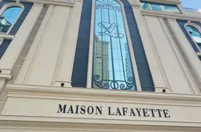 Apartamento com 4 quartos à venda na Rua 254, 215, Meia Praia, Itapema