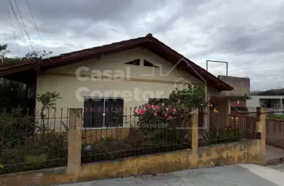 Casa com 3 quartos à venda no Rio Branco, Brusque 