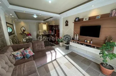 Apartamento de 112m² com três dormitórios sendo uma suíte no bairro são pedro