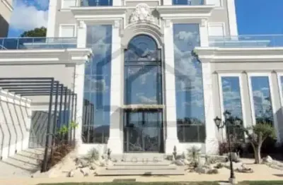 Apartamento de alto padrão de 161,73m² com três dormitórios sendo uma suíte