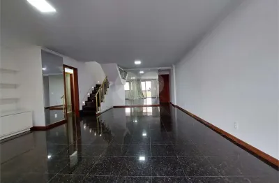 Cobertura à venda com 3 quartos, sendo 2 suítes,  no condomínio golden tijuca, rio de janeiro - rj