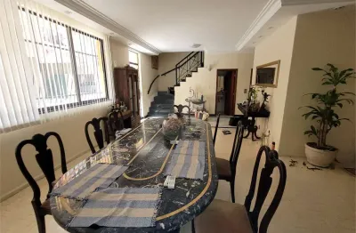 Casa em condomínio fechado com 9 quartos à venda na Rua Bom Pastor, --, Tijuca, Rio de Janeiro