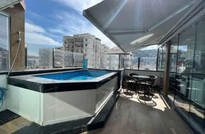 Cobertura à venda com 3 quartos, sendo 2 suítes,  no condomínio San Marco, Rio de Janeiro - RJ