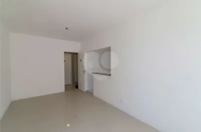 Apartamento à venda com 2 quartos, sendo 1 suíte,  no condomínio jardins da vila, rio de janeiro - rj