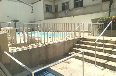 Apartamento à venda com 3 quartos, sendo 1 suíte,  no condomínio solar rey, rio de janeiro - rj