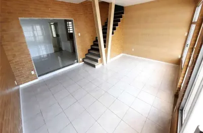 Casa de vila à venda com 5 quartos, sendo 1 suíte,  em freguesia, rio de janeiro - rj