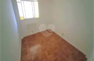 Apartamento com 2 quartos à venda em vila isabel - rj