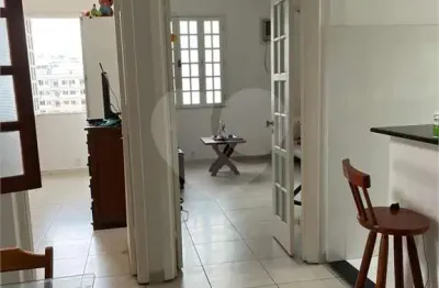 Apartamento à venda com 1 quarto no condomínio do Edificio Eloina, Rio de Janeiro - RJ