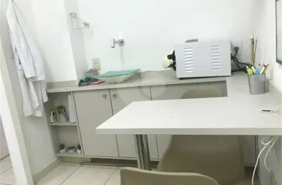 Loja à venda no condomínio edificio monte carmel, rio de janeiro - rj