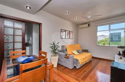 Apartamento à venda com 2 quartos no condomínio edifício santa júlia, rio de janeiro - rj