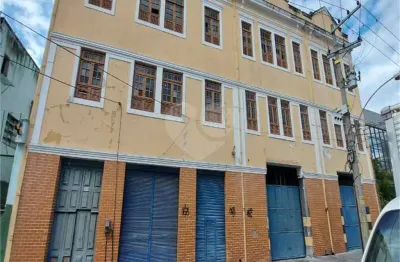 Galpão à venda ou para locação em são cristóvão - rj