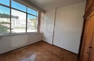 Apartamento à venda com 3 quartos no condomínio zenha, rio de janeiro - rj