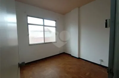 Apartamento à venda com 1 quarto no condomínio edifício cesar thomé, rio de janeiro - rj