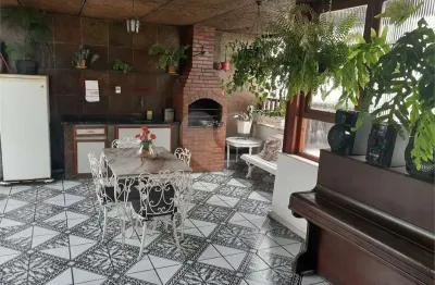 Cobertura à venda com 4 quartos, sendo 1 suíte,  no condomínio Edifício Dom Nunes, Rio de Janeiro - RJ