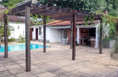 Casa à venda com 8 quartos, sendo 3 suítes,  em tijuca, rio de janeiro - rj
