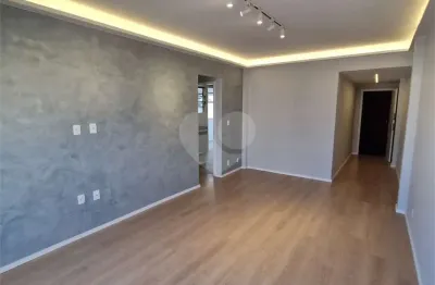 Apartamento à venda com 3 quartos, sendo 1 suíte,  no condomínio .............................. . . . . ., rio de janeiro - rj