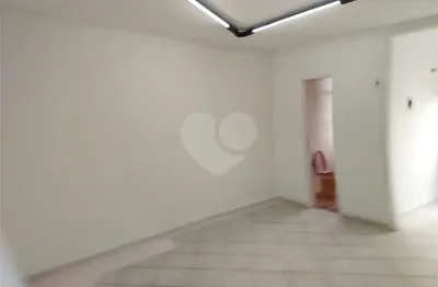 Apartamento à venda com 1 quarto, sendo 1 suíte,  no condomínio saens, rio de janeiro - rj