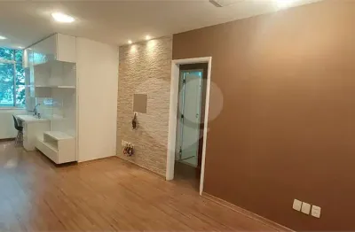 Apartamento à venda com 2 quartos no condomínio ed. fátima isabel, rio de janeiro - rj