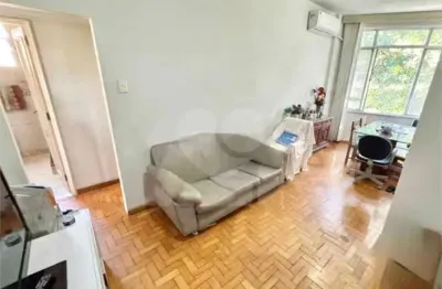 Apartamento à venda com 2 quartos no condomínio do edifício fênix, rio de janeiro - rj