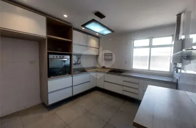 Cobertura à venda com 3 quartos, sendo 1 suíte,  no condomínio edf. bergman, rio de janeiro - rj