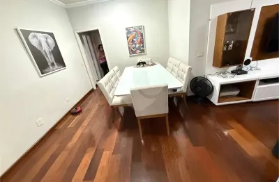 Apartamento à venda com 2 quartos, sendo 1 suíte,  em Tijuca, Rio de Janeiro, RJ