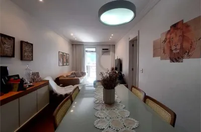 Apartamento à venda com 2 quartos no condomínio Edifício Pinheiro, Rio de Janeiro - RJ