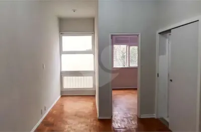 Apartamento à venda ou para alugar com 2 quartos no condomínio Edifício Jomar, Rio de Janeiro - RJ