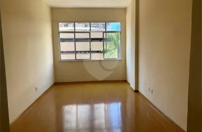 Apartamento com 2 quartos à venda ou para locação em tijuca - rj