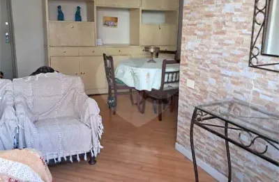 Apartamento com 2 quartos à venda na Rua Haddock Lobo, --, Tijuca, Rio de Janeiro
