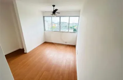 Apartamento à venda com 2 quartos no condomínio edifício salvador de sá, rio de janeiro - rj