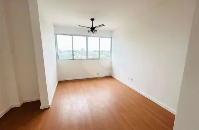 Apartamento à venda com 2 quartos no condomínio edifício salvador de sá, rio de janeiro - rj