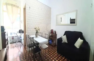 Apartamento à venda com 2 quartos no condomínio ed. saint germain, rio de janeiro - rj