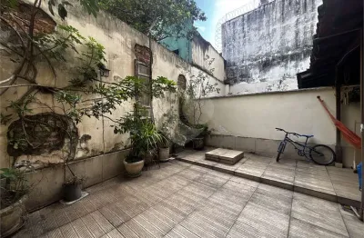 Apartamento à venda com 1 quarto, sendo 1 suíte,  no condomínio edifício jenny, rio de janeiro - rj