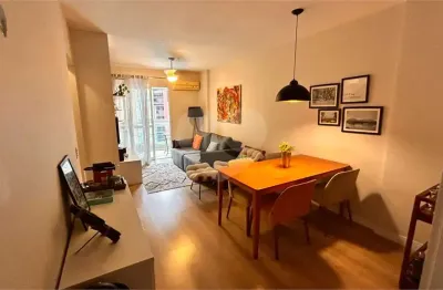 Apartamento à venda com 2 quartos, sendo 1 suíte,  no condomínio life tijuca, rio de janeiro - rj