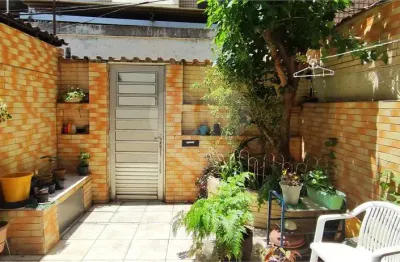 Casa de vila à venda com 3 quartos, sendo 3 suítes,  em tijuca, rio de janeiro - rj