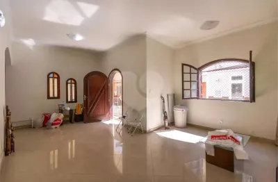Casa de vila para alugar com 4 quartos, sendo 3 suítes,  em andaraí, rio de janeiro - rj