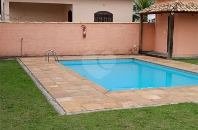 Casa à venda com 3 quartos, sendo 1 suíte,  em boqueirão, saquarema - rj