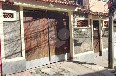 Casa de vila à venda com 3 quartos em rio comprido, rio de janeiro - rj