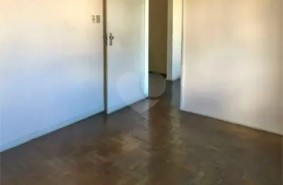 Apartamento à venda com 3 quartos, sendo 2 suítes,  no condomínio Martins Pena, Rio de Janeiro - RJ