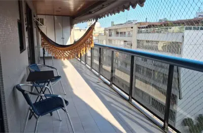 Apartamento à venda com 2 quartos, sendo 1 suíte,  no condomínio do edifício copacabana century, rio de janeiro - rj